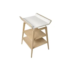 Leander Linea™ puslebord med skumhynde, oak