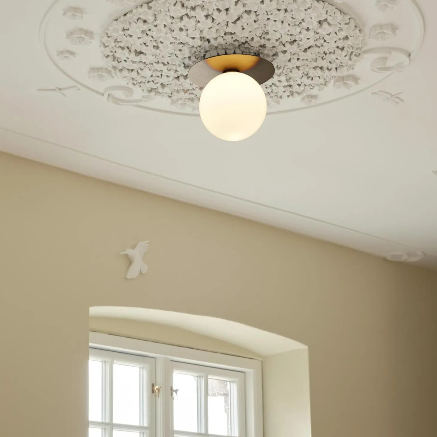 Liila 1 Large Wall Lamp, dark bronze/opal