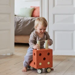 Lille gåbil, burnt orange/dusty green