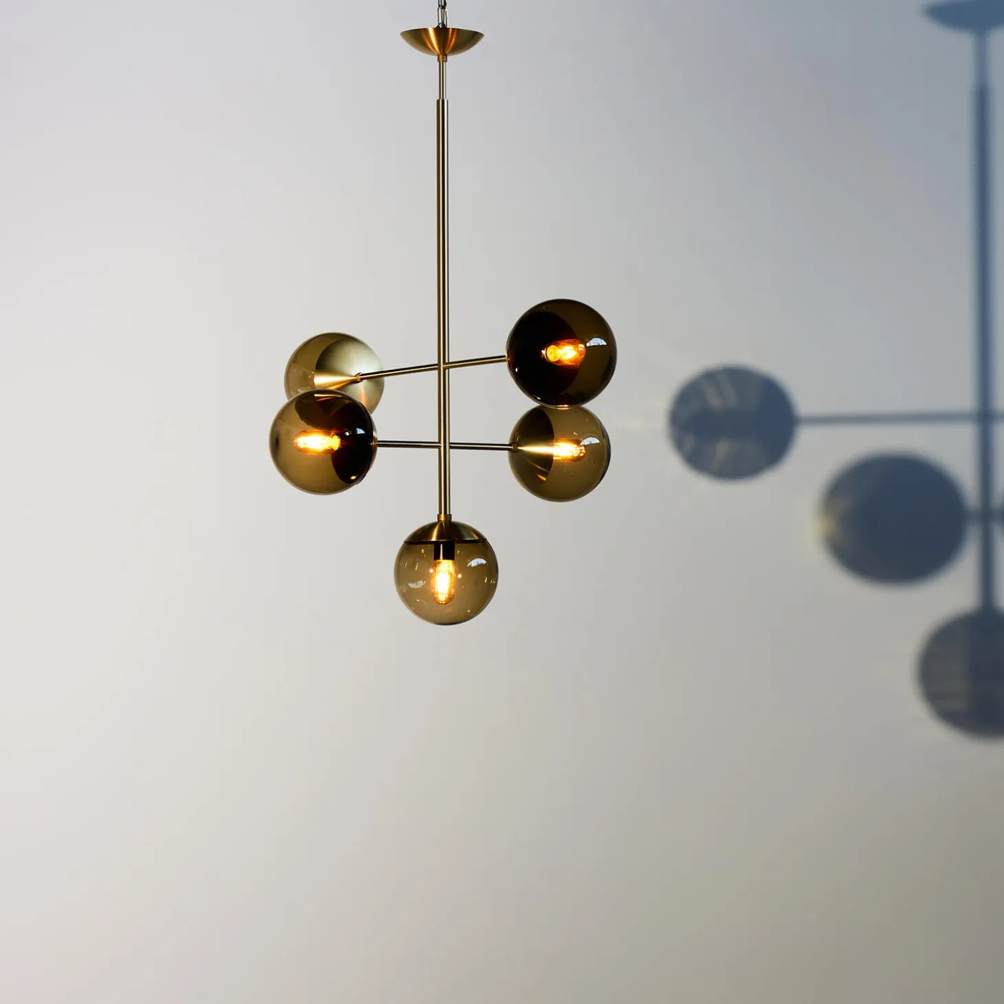 Lord Diva Pendant, brass/brown