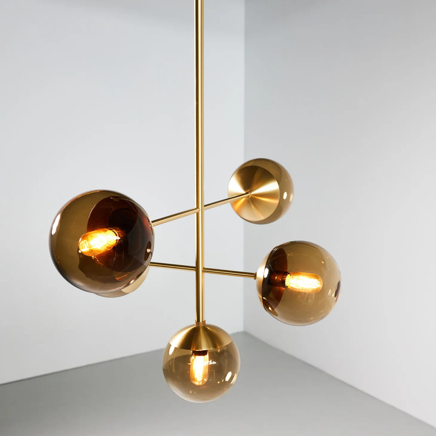 Lord Diva Pendant, brass/brown