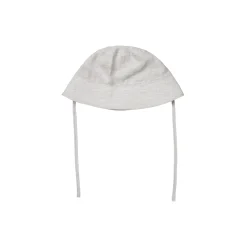 Loui Hat Baby, beach