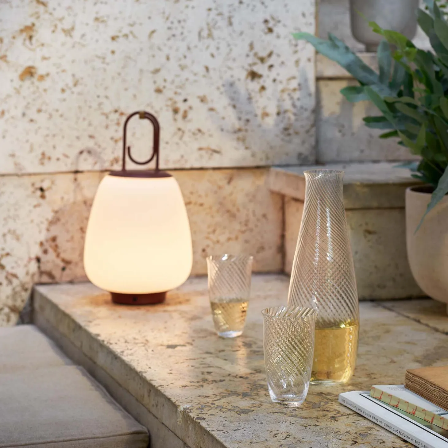 Lucca SC51 transportabel bordlampe, maroon