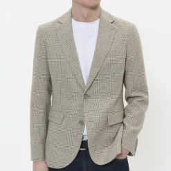 MAgeorge Blazer, winter twig