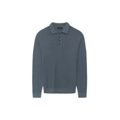 MAkerone Polo, stormy weather