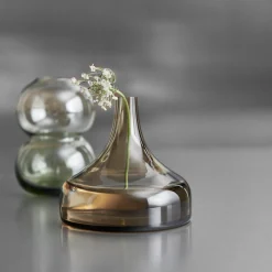 Midsummer Water Avens Mini vase 8,2 cm, brown