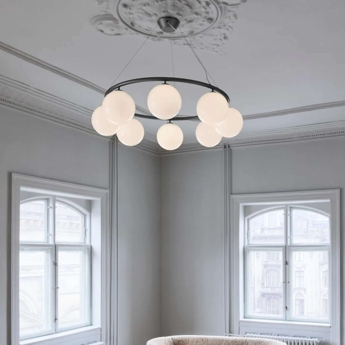 Miira 8 Circular Pendant, rock grey/opal