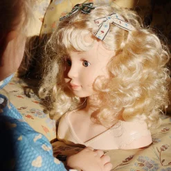 Mimi Doll Hair Salon