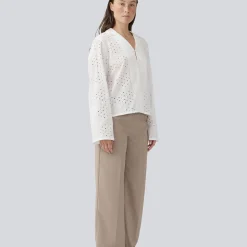 MisoMDshirt, soft white