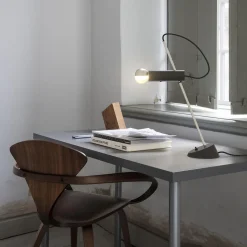 Model 566 Table Lamp, black