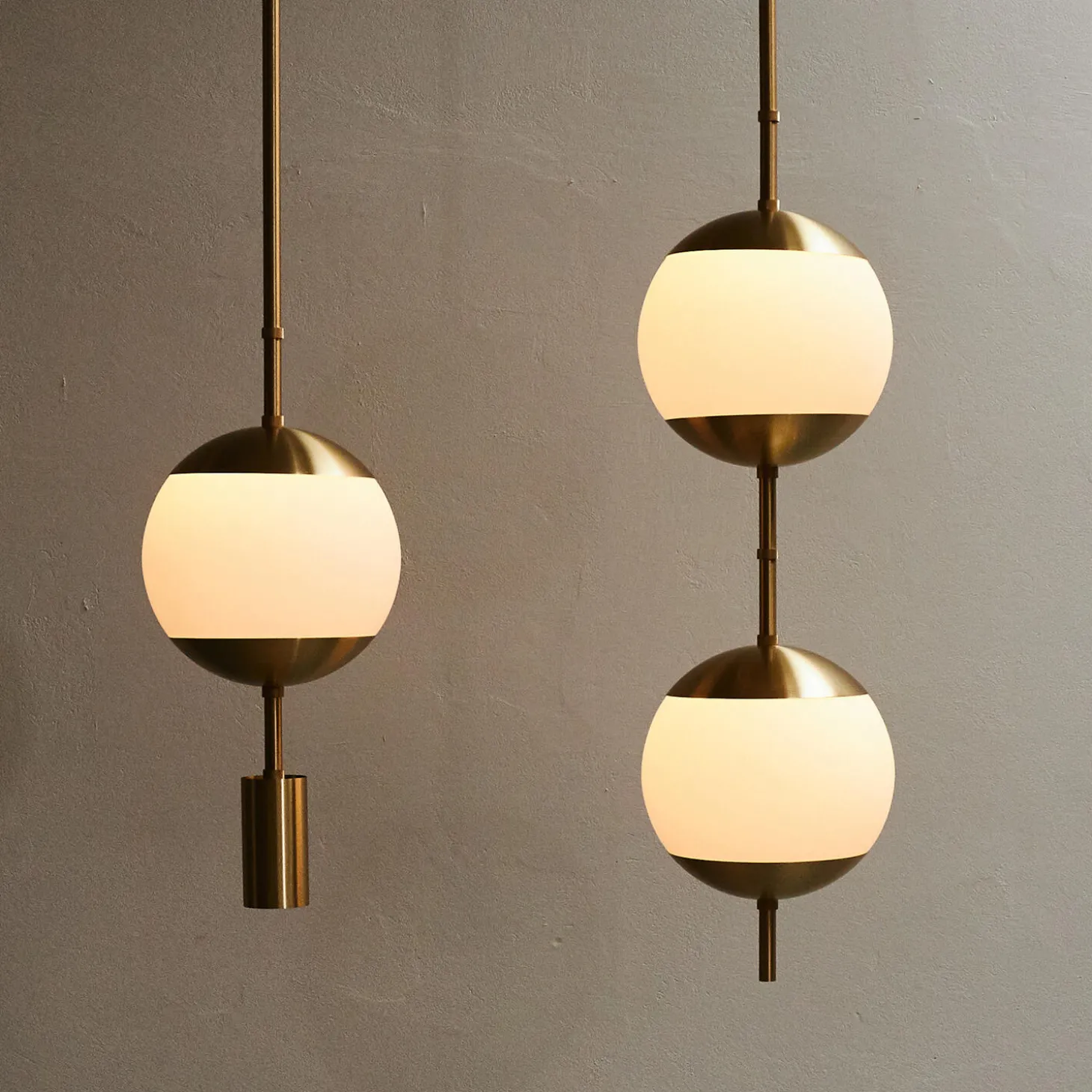 Monroe 2 Ceiling Light, brass/opal
