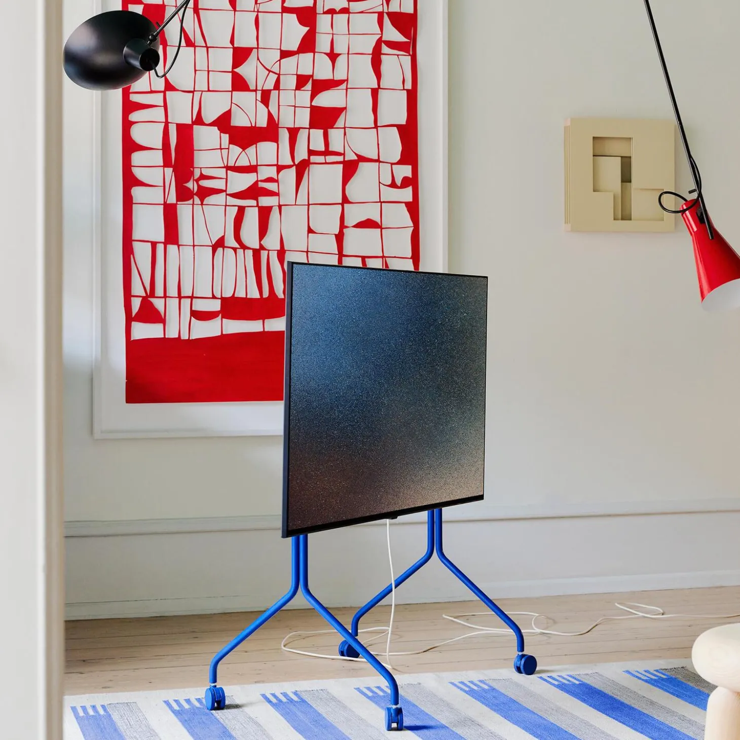 Moon Rollin', ultra marine