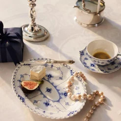 Musselmalet Helblonde kop og underkop