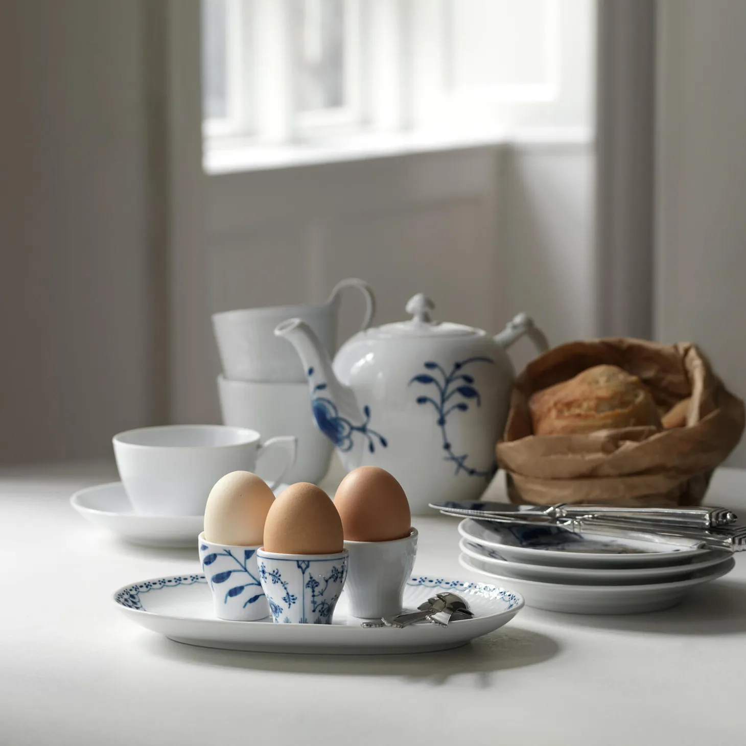 Musselmalet Riflet æggebæger