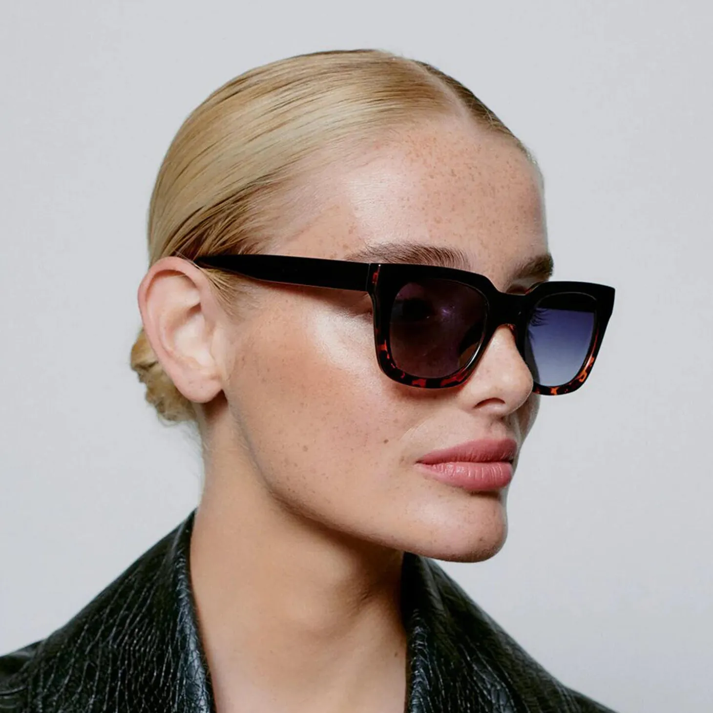 Nancy Solbriller, black demi tortoise