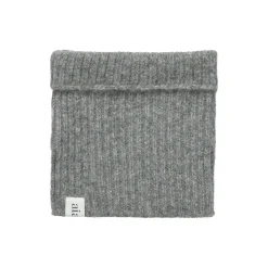 Nellie, pure light grey