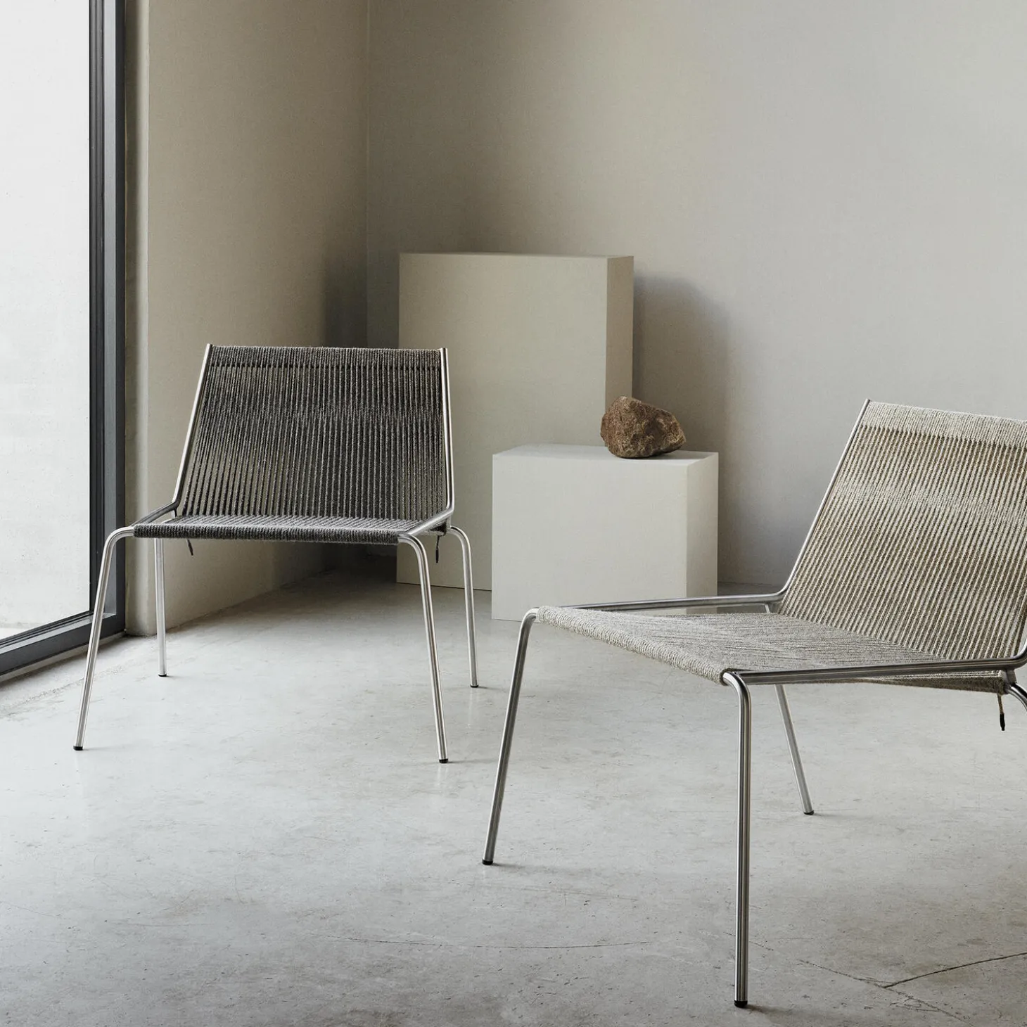 Noel Lounge Chair, steel/black linen