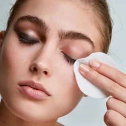 Oil-free Makeup Remover