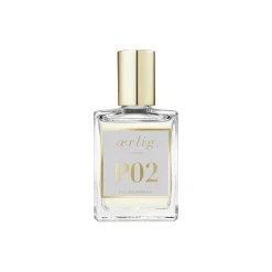 P02 Eau de Parfum