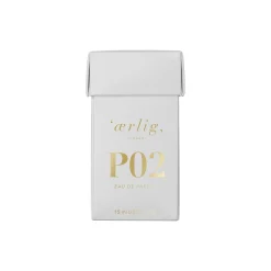 P02 Eau de Parfum