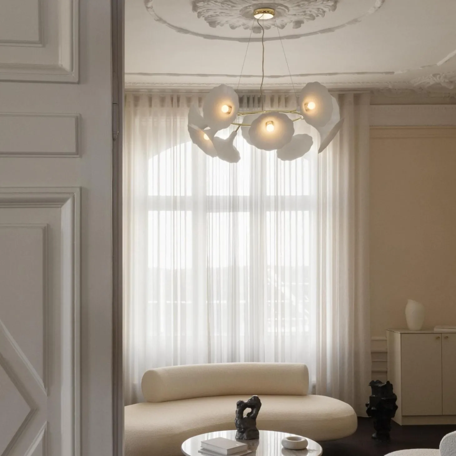 Petalii 10 Pendant, polished brass