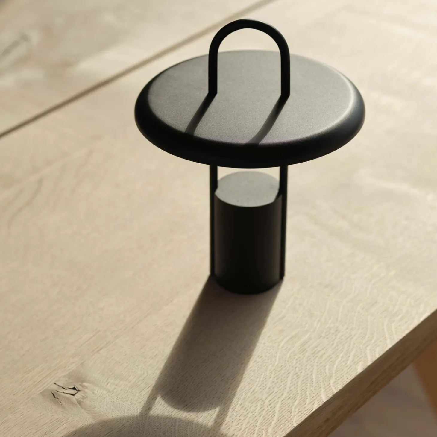 Pier portable LED lampe, black