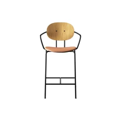 PIET HEIN Counter Chair with Arms, olieret eg/Silk Cognac