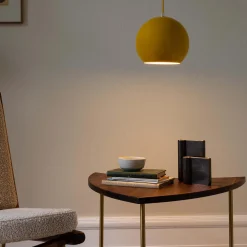 Pinwheel HM7 sidebord, olieret valnød