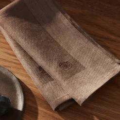 PLAIN serviet, mahogany brown