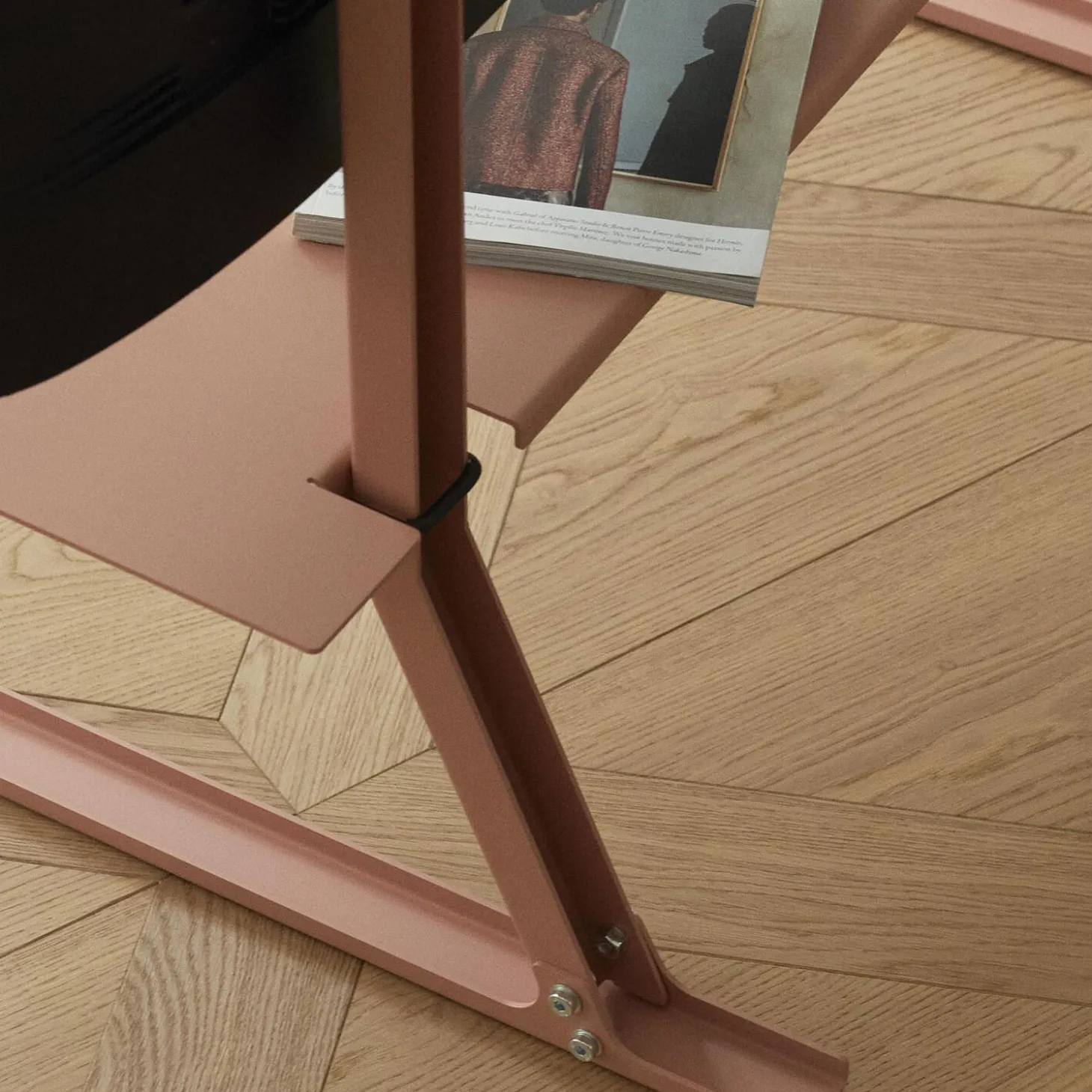 Plate Shelf, dusty rose