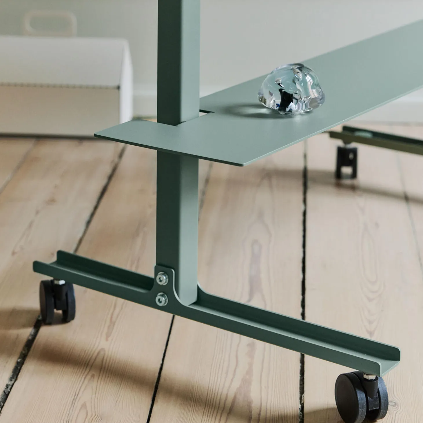 Plate Shelf, mossy green