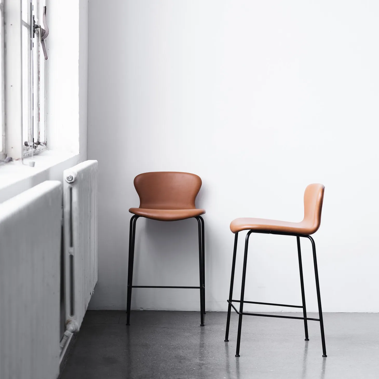 PLAY Chair Low Back Bar stol, cognac