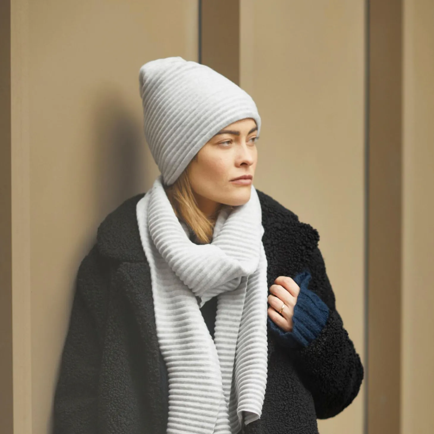 Pleece Beanie, light grey