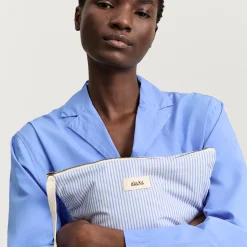 Pouch Petite, mix air blue