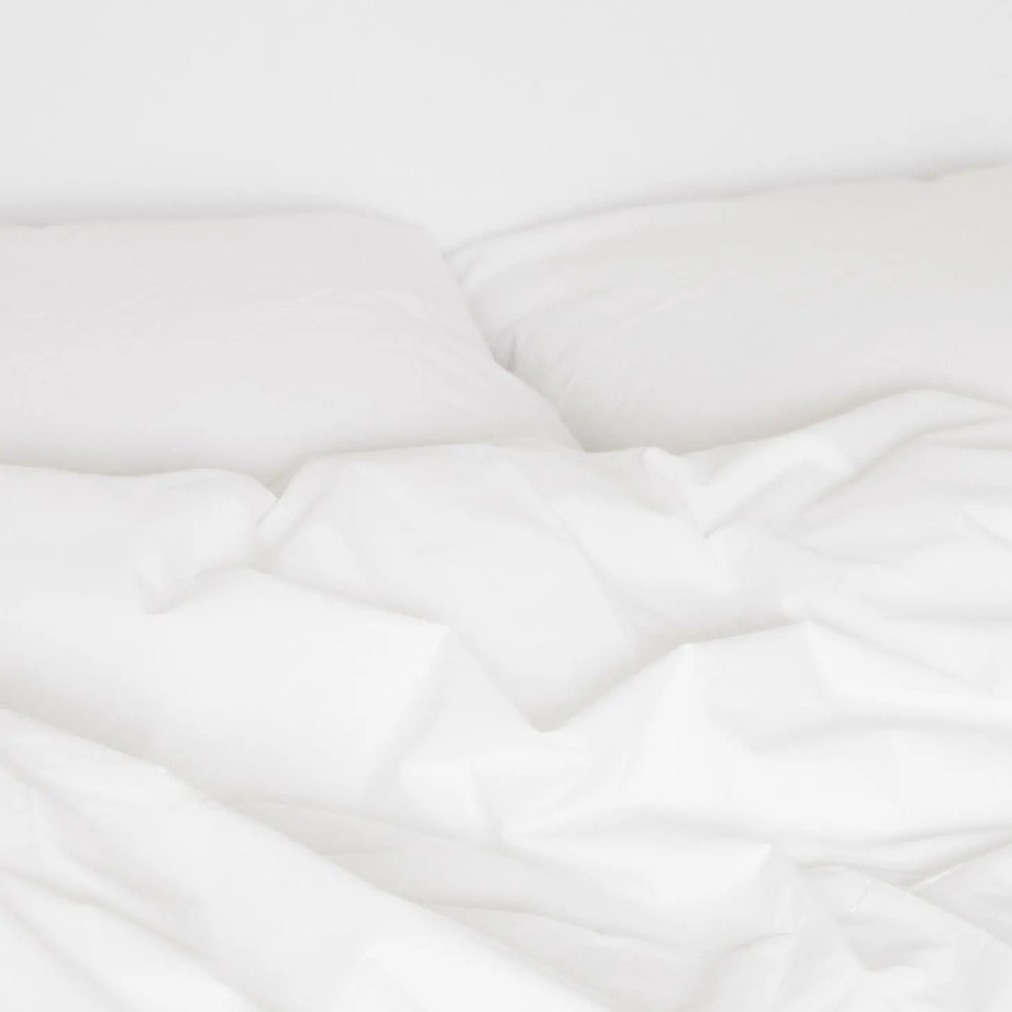 Satin sengesæt, hvid