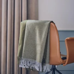 Secret plaid, 02213 moss/seaweed