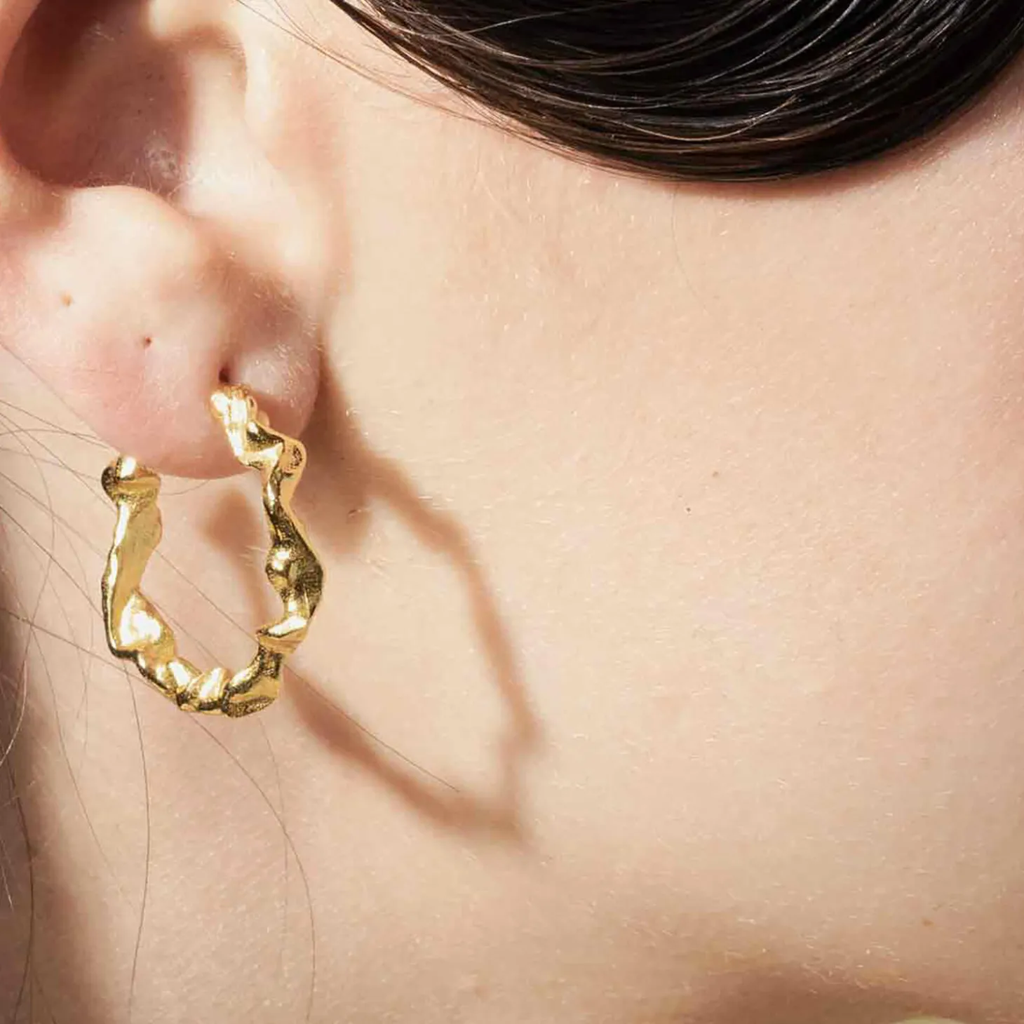 SHAMAN HOOP ØRERINGE L, forgyldt