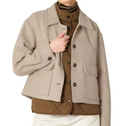 Short Buttoned Jacket, wheat