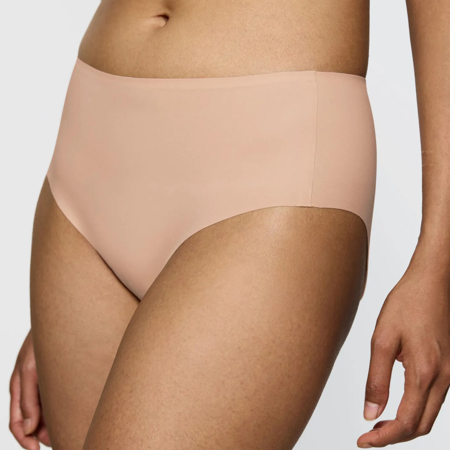 Smart Invisible Maxi, neutral beige