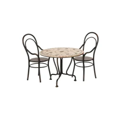 Spisebordssæt med 2 stole