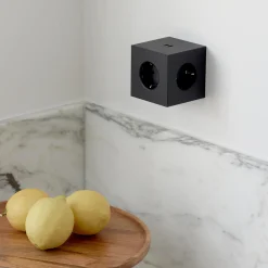 Square 2 USB-C (30W), stockholm black