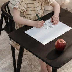 Storm børnestol, røget eg