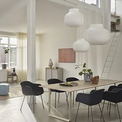 Strand Pendant Lamp Closed, white