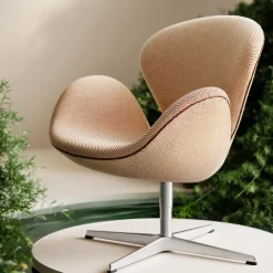 Svanen™ 3320 loungestol med keder Choice 2024, creme/brown 0428/chestnut