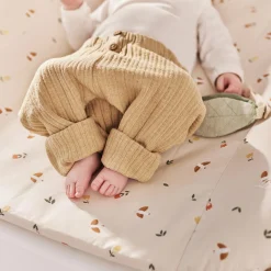 Swan puslepude, summer flowers