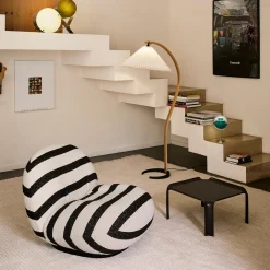 T877 Side Table, molé