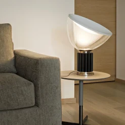 Taccia bordlampe, black