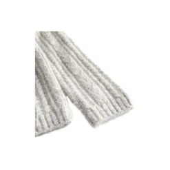 Tavon Cardigan, morning dew mel.