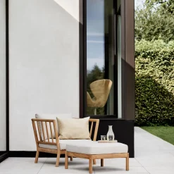 Tradition Lounge Chair, light sand