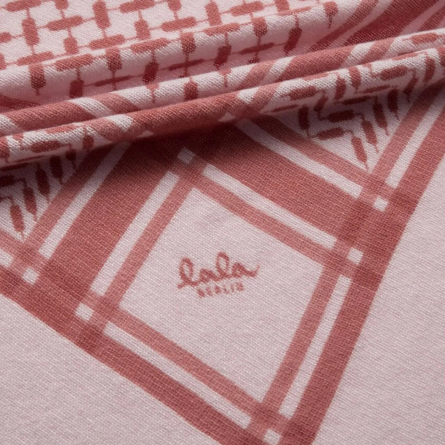 Triangle Trinity Colored M, quarzo pink